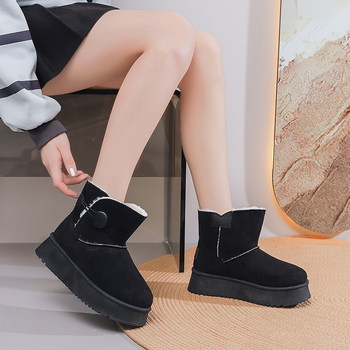 Γυναικείες χειμερινές χιονομπότες με συνθετικό δέρμα επάνω, επένδυση από φλίς, σόλα καουουτς, χαμηλός αστράγαλος