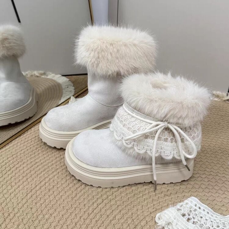 Ziemas zābaki ar 5 cm pacēlumu, velūra augšdaļa, gumijas zole, iekšdaļa no mākslīgās kažokādas, īss augums