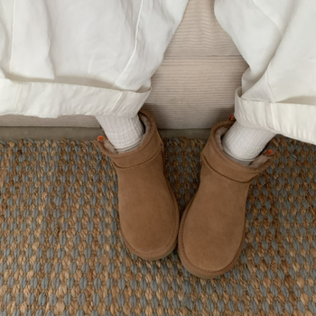 Sieviešu sniega zābaki, zemā augšdaļa, sānu rāvējslēdzējs, aitādas virsma, vilnas odas iekšpuse