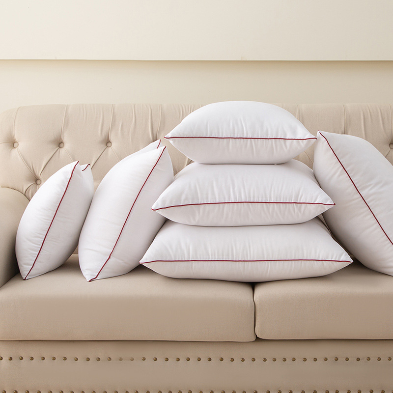 Sofos pagalvės šerdis – aukštos elastingumo šerdis, poliesterio pluošto užpildas, vienspalvis raštas, siuvimas su splicing, šiuolaikinis minimalistinis stilius, pritaikymas