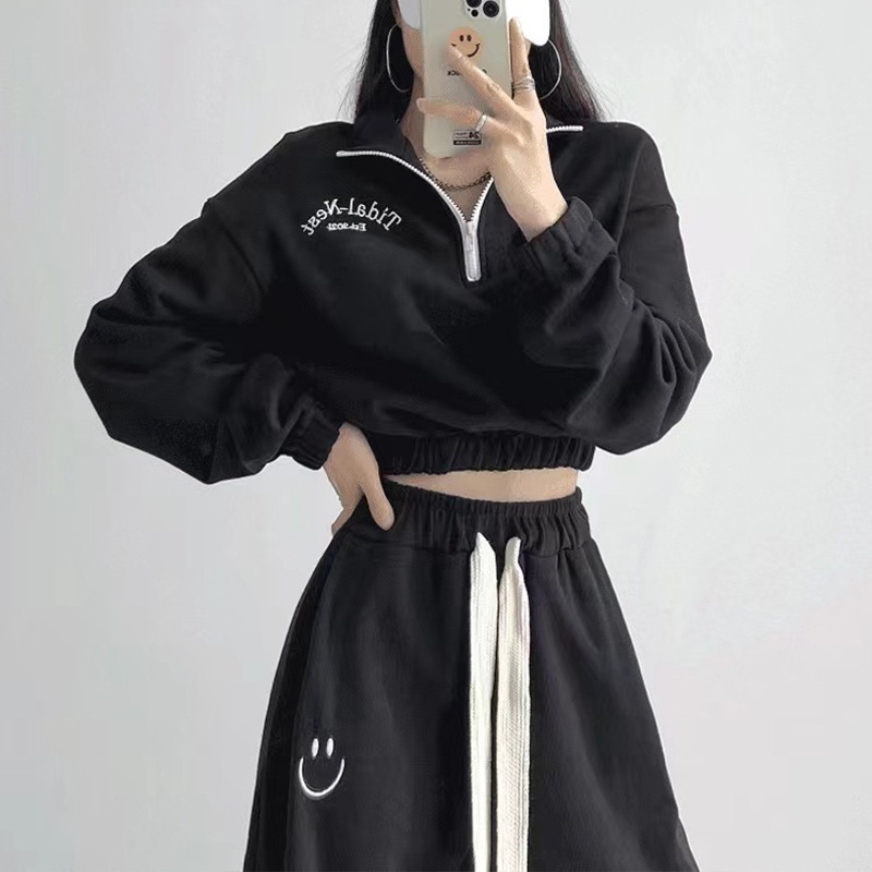 Ženski dvodijelni set od poliestera: sweatshirt i hlače, polo kragna i zip, dugi rukavi, jesen-zima 2023