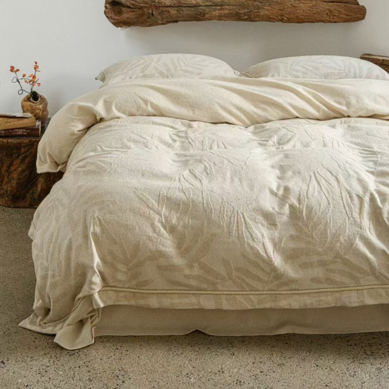 Keturių dalių patalynės komplektas su prancūziška nėrinių, medvilnės-linų, Jacquard audinys, reaktyvus dažymas, 500-800 g, A klasės motinai ir kūdikiui