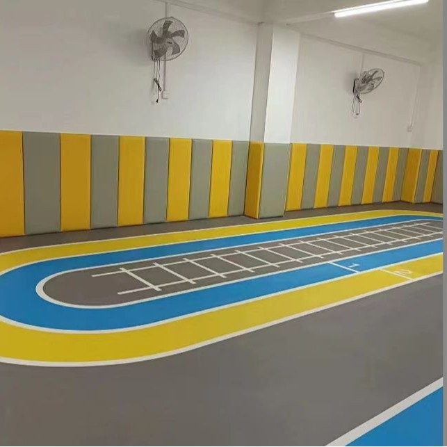 Kosárlabda pályát védő puha falpanelok, öntapadó tornatermi falvédőpanelek, bőr-szivacs alap, modern egyszerű stílus, egyszínű mintázat, testre szabható