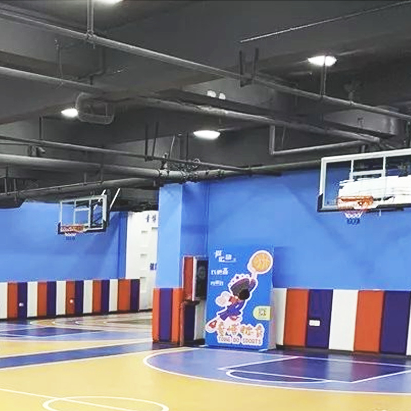 Kosárlabda pályát védő puha falpanelok, öntapadó tornatermi falvédőpanelek, bőr-szivacs alap, modern egyszerű stílus, egyszínű mintázat, testre szabható