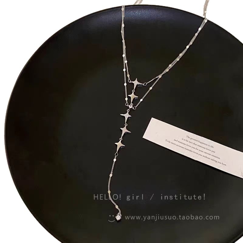 Náhrdelník: Prívesok hviezdy z titánovej ocele s vlnitým reťazom, dĺžka 41–50 cm