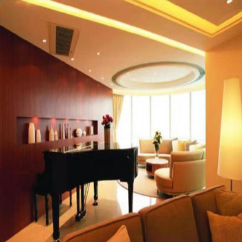 Textil puha panelek akusztikus falakhoz – modern, letisztult stílus, egyszínű mintázat; háttérpanelek mozihoz, zongora szobához, hangstúdióhoz, tornateremhez és multifunkcionális csarnokokhoz