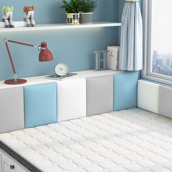 Gyerek Taekwondo terem falvédő – panel háttér oszlop öntapadós élével; anyag PU bőr + hab; stílus: modern minimalizmus; egyszínű; tér: óvoda, terem