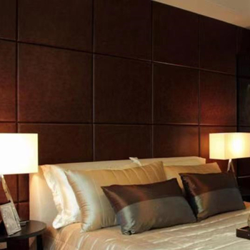 Puha falpanelek hálószobába és nappaliba – bőr + szivacs + alaplemez, mintázat: Solid, élek befejezése