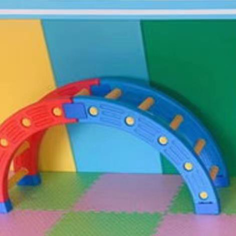 Óvoda falpanel, önragasztó háttérfal, modern letisztult stílus, egységes mintázat