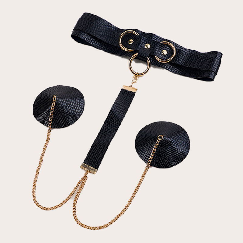 Punk stílusú mellkas- és testlánc, PU bőr, mellbimbó lánccal, egyedi csomagolás, geometriai dizájn, nettó tömeg 53 g