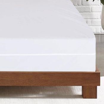 Vandeniui atsparus lovos užtiesalas su pilnu 6 pusių dengimu, kvėpuojantis, iš cheminio pluošto, 300-500 g/m².