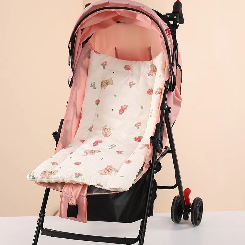 Vežimėlio čiužinys kūdikiams – 100% medvilnės audinys, poliesterio užpildas, ketverių sezonų universalus dizainas, animacinio stiliaus