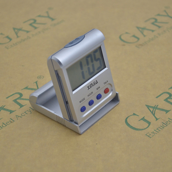 Ceas vorbitor Xinjia cu afișaj LED al orei, ceas de birou cu baterie pentru nevăzători (xj-792TC)