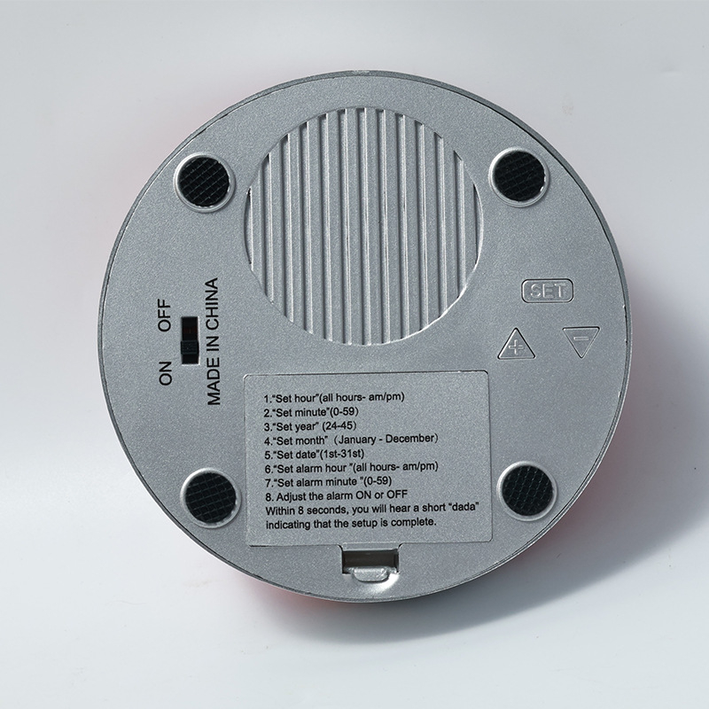 Budilica s elektroničkim pogonom, analogno-digitalni prikaz, baterijsko napajanje, 65 mm debljine, plastično kućište