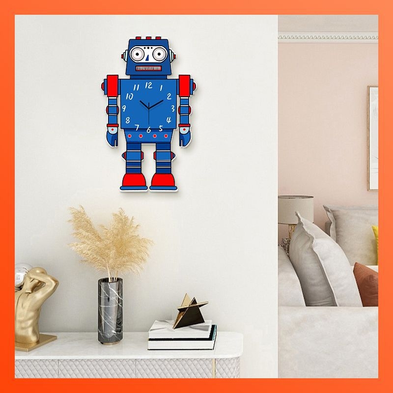 Ceas de perete; stil desen animat; față analogă cu cifre; carcasă din lemn; mișcare cuarț (alimentat cu baterie)