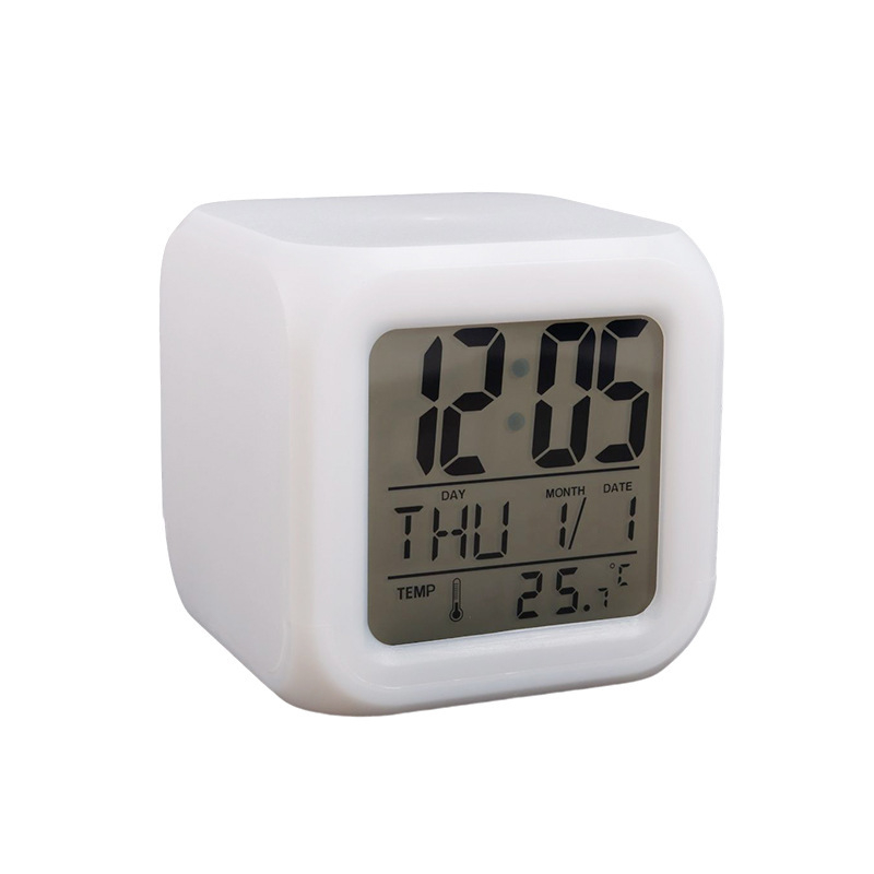 Youmi ceas deșteptător pătrat, silențios, afișaj LED, alimentare cu baterie, mecanism electronic Pearl, cu afișaj pe o singură față, grosime 10 mm (afișaj LED; alimentare cu baterie; mecanism electronic Pearl; singură față; grosime 10 mm)