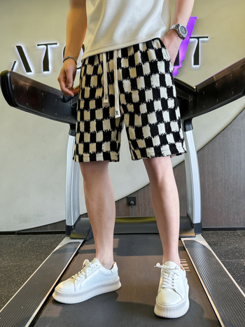 Мъжки летни шорти с шахматен принт, капри дължина, прав разрез, микроластичен полиестер, винтидж стил