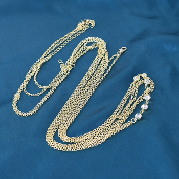 Metallist üheosaline keha kett – kampsuni stiil, kevad 2025