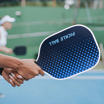 Pickleball rakete no oglekļa šķiedras, silikona neslīdoša roktura, piemērota treniņiem un personalizācijai