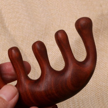 Massaažiharja juuksedest sandalwood materjalist, meridiaan massaaž ja paksendatud viie hamba pall | Bränd: Mulan wooden comb; Materjal: Sandalwood; Päritolu: Jing County, Anhui