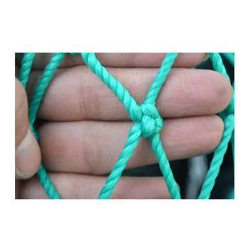 Kootud polüetüleenvõrk spordiväljakuteks, golfile, farmidele ja suusakeskustele – kaitse