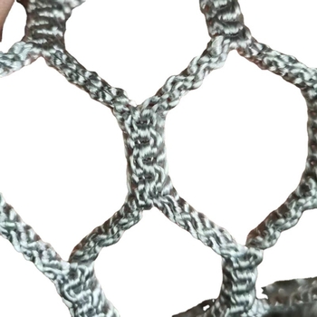 Kohandatav sõlmedeta turvavõrk spordiväljakutele, materjalid: polüester, nailon, polüpropüleen, kaitse ja tõke