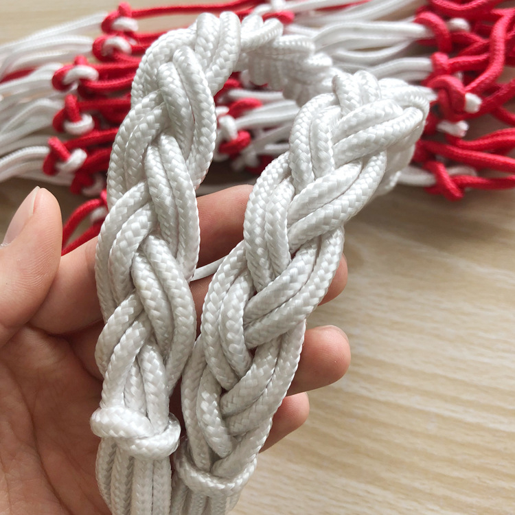 Sietas bumbu soma – neilons, pielāgojama, Dream luck zīmols, piemērota basketbolam, futbolam, volejbolam un tenisam.