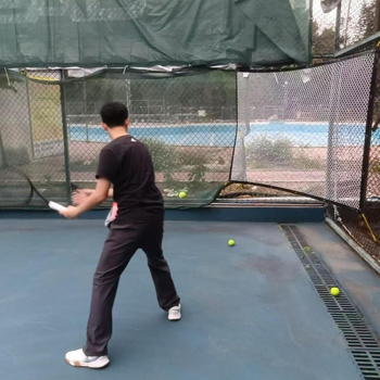 Sulankstomas, nešiojamas teniso treniravimo tinklas su atmušiamąja siena – skirtas vienam arba dviejų žaidėjų treniravimui