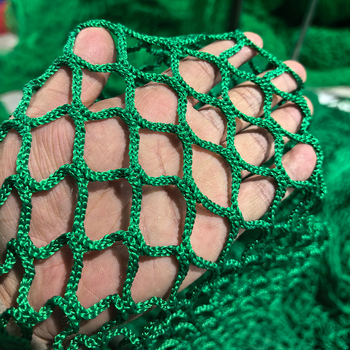 Nailonist kaitsev võrk – sõlmedeta võrk lõbuvarustuse jaoks