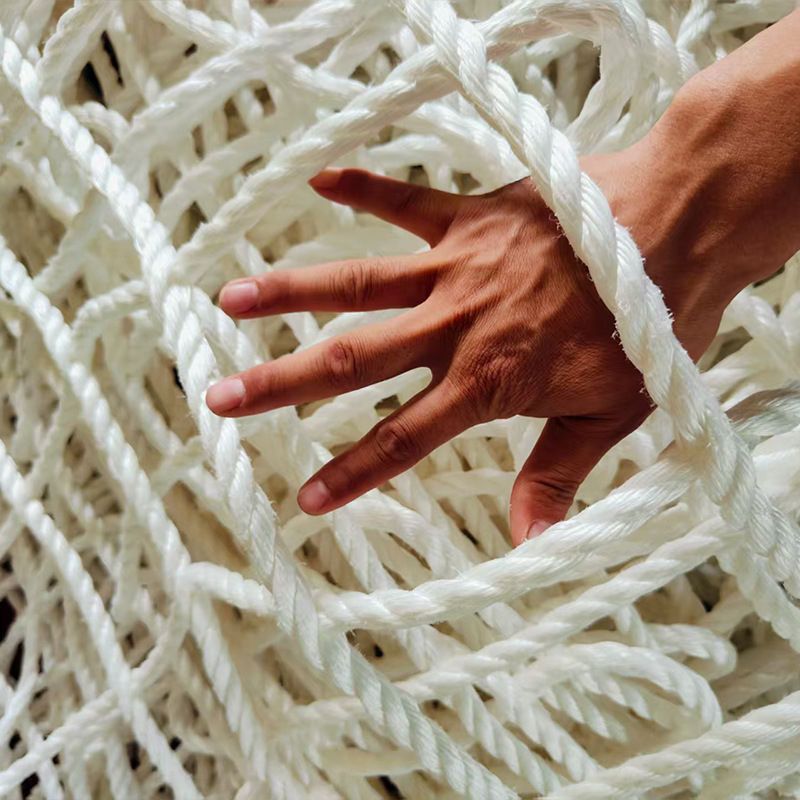 Käsitsi õmmeldud tõstmis- ja ronimistõke võrk — lina köiest võrk, kulumise vastupidav turvavõrk tõstmiseks, ronimiseks ja rekultiveerimiseks