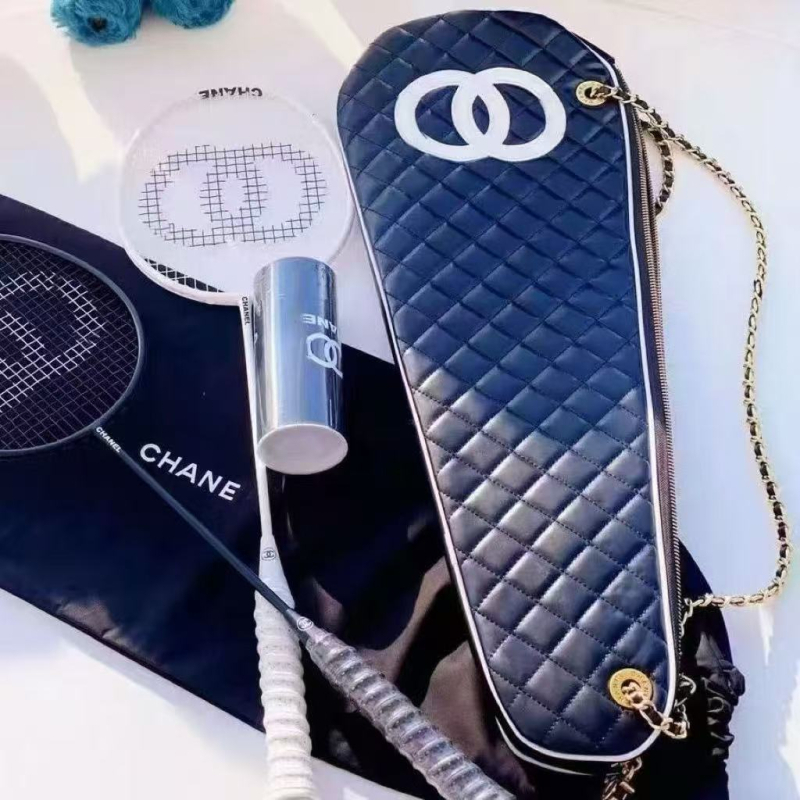 Комплект за бадминтон с чанта за ракети и перце за бадминтон – 3 ракети, карбонова рамка, нейлонови струни