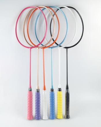4U karbonska raketa za badminton/tenis za trening, bez logotipa