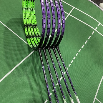 Rachetă de badminton – Stpsen/saintpussen (cadru din fibră de carbon, greutate 80–84 g, mâner G5, tijă rigidă, cap drept)