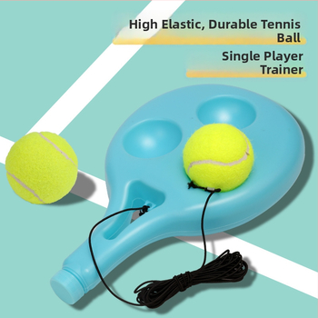 Naili teniso treneris su elastine virve – vieno žaidėjo treniruotė