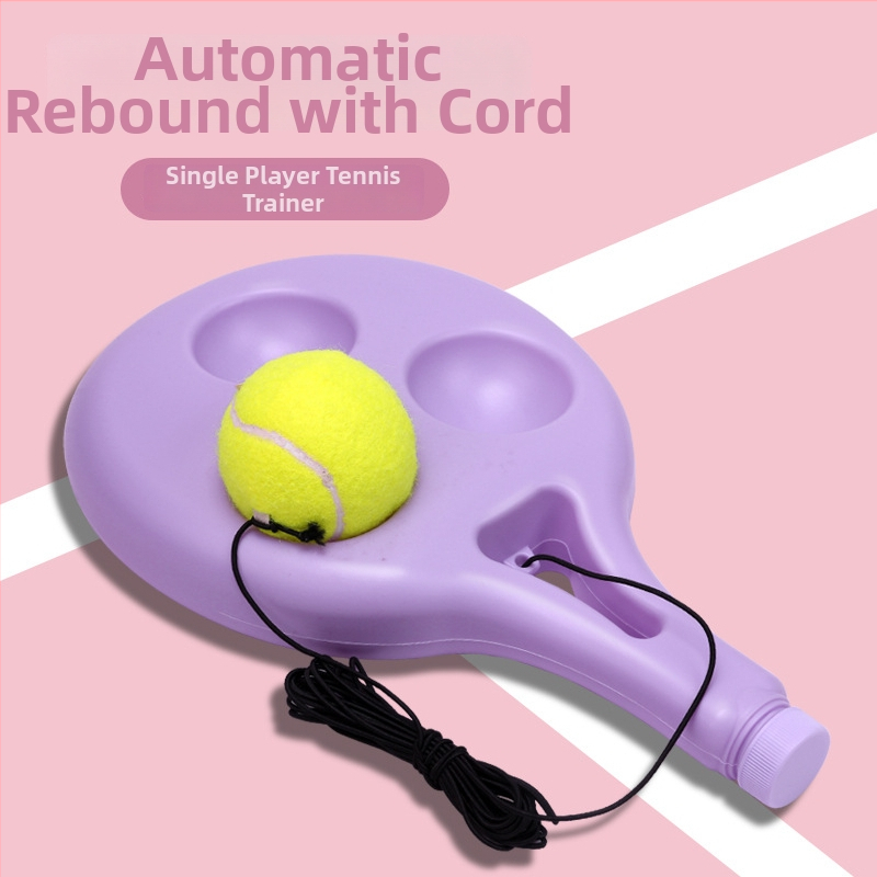 Naili teniso treneris su elastine virve – vieno žaidėjo treniruotė