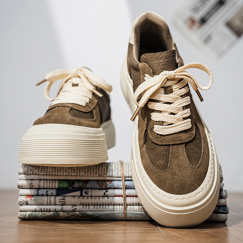 Vyriskos kedai su paslėptu aukščio padidinimu, nubuk odos viršus, vulkanizuota padas, raišteliai