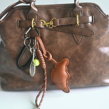 Кожена подвеска за чанта от Yuyu – пасторален стил, аксесоари за багаж, животински мотив, полу ръчна обработка, пролет 2025 г.