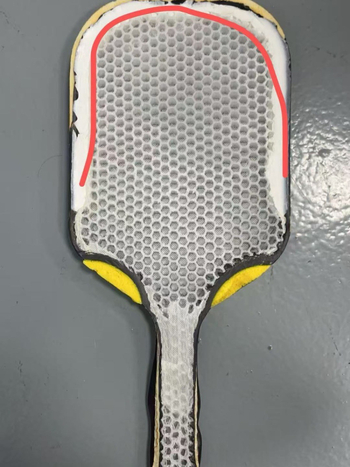 Gen4 pickleball ütő, hőpréselt, egy darabból álló kivitel, belső mag, Toray T700 szénszálas, súly 225 g ±5 g