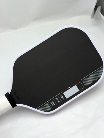 Gen4 pickleball ütő, hőpréselt, egy darabból álló kivitel, belső mag, Toray T700 szénszálas, súly 225 g ±5 g