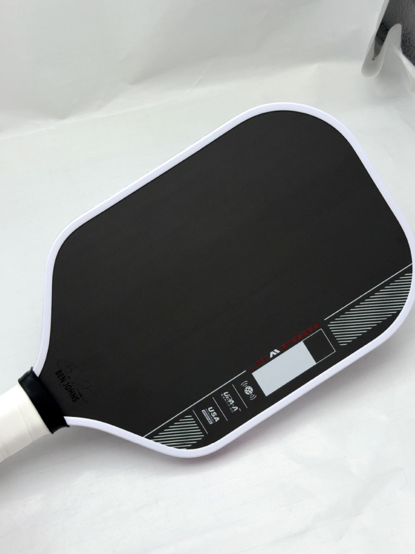 Gen4 pickleball ütő, hőpréselt, egy darabból álló kivitel, belső mag, Toray T700 szénszálas, súly 225 g ±5 g