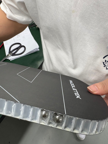 T700 anglies pluošto pickleball paletė, Higooo, 220 g, tas pats modelis kaip Paddletec