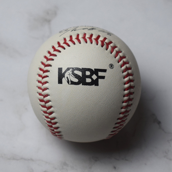 Baseball/softball apmācības bumba no liellopu ādas ar gumijas kodolu