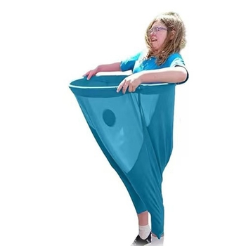 Kiemo metimų žaidimas vaikams ir tėvams — medžiaga: pieno šilkas; komplekte: 200 g kelnės + 2 kamuoliukai po 23 g arba 200 g kelnės + 4 kamuoliukai po 23 g; pakuotė: Opp pakelis; tinka 7–14 metų amžiaus