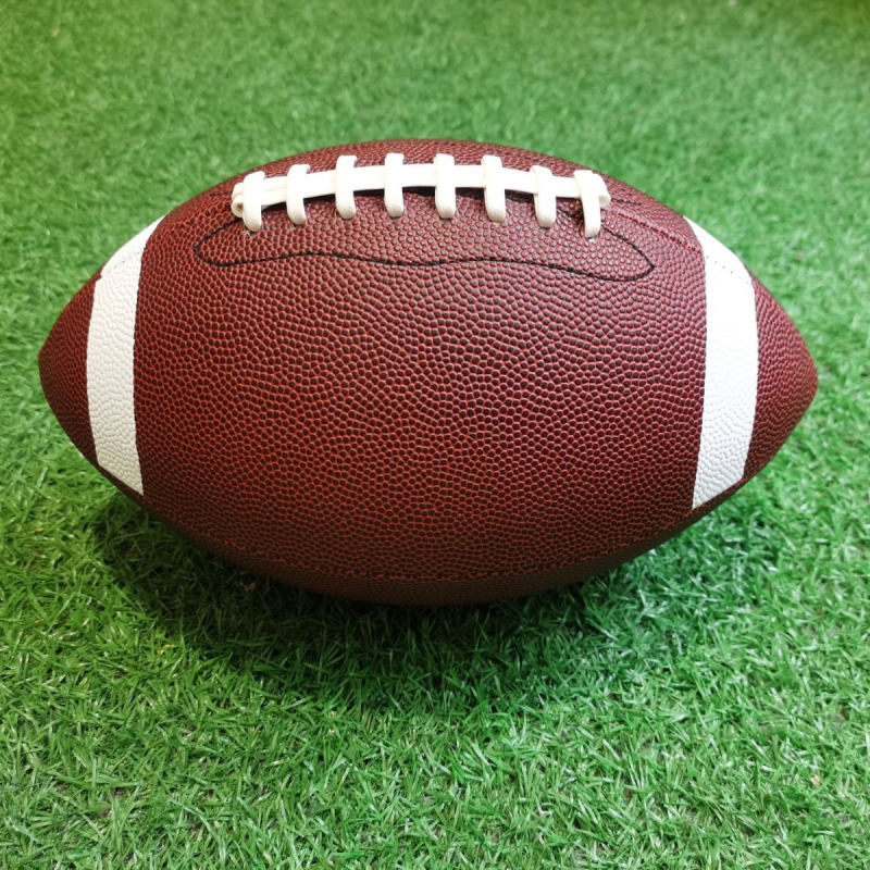 Ragbi lopta za trening – PU površina, protuklizna, otporna na habanje, šivena strojem, s mogućnošću logotipa