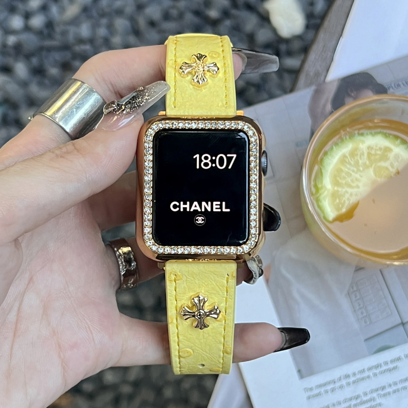 Apple Watch siksna ar tauriņa sprādzi, strausa ādas izskats, zīmols Nothing, saderīgs ar Apple Watch, siksnas materiāls: Super fiber, moderns stils