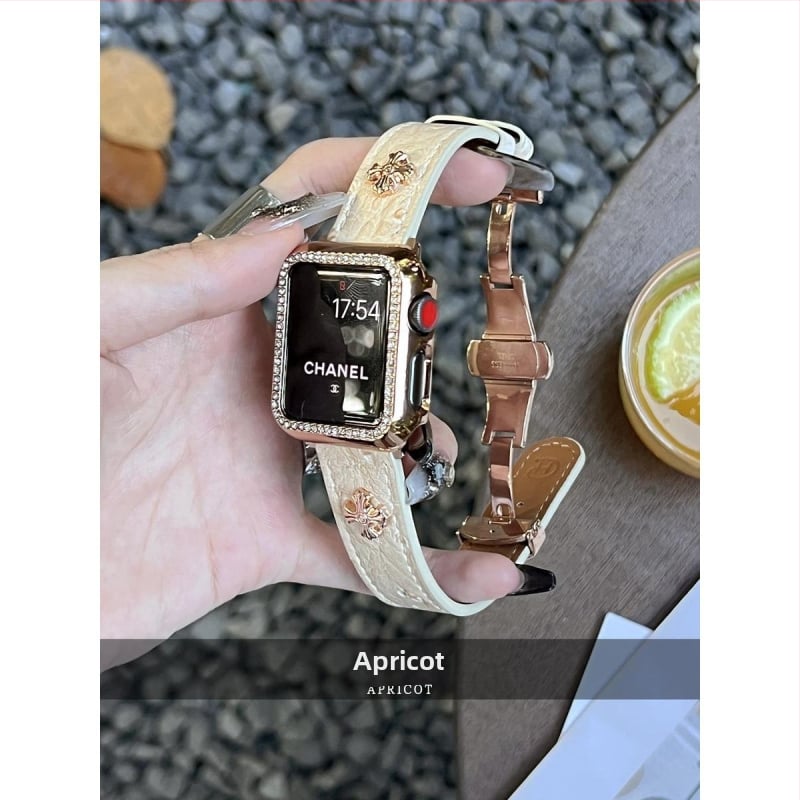 Apple Watch siksna ar tauriņa sprādzi, strausa ādas izskats, zīmols Nothing, saderīgs ar Apple Watch, siksnas materiāls: Super fiber, moderns stils