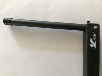 Stalo teniso kamuolių laikiklis – plienas