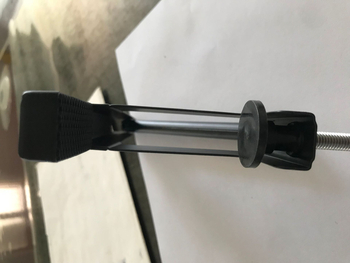 Stalo teniso kamuolių laikiklis – plienas