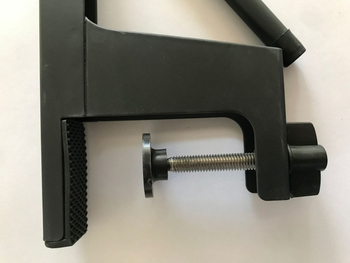 Stalo teniso kamuolių laikiklis – plienas