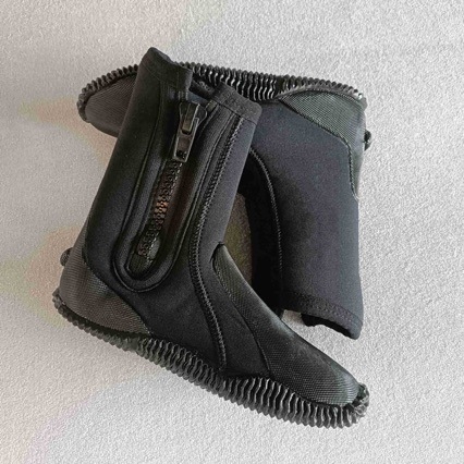 Silikoninės nardymo kojinės (Tarptautinis išskirtinis tiekimas; Regionai: Afrika, Europa, Pietų Amerika, Pietryčių Azija, Šiaurės Amerika, Šiaurės Rytų Azija, Vidurinis Rytai)